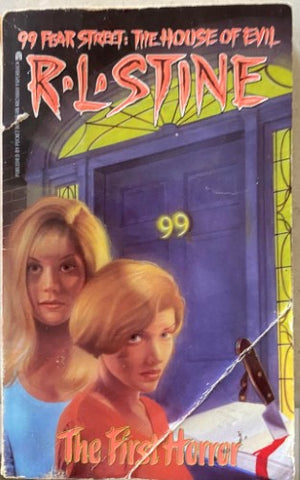 RL Stine - 99 Fear Street : The First Horror