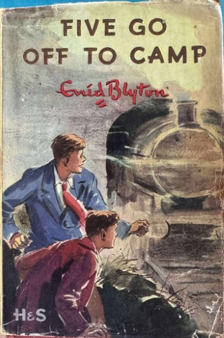Enid Blyton - Five Go Off To Camp (Hardcover)