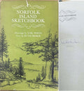 Unk White / Ruth Sriber - Norfolk Island Sketchbook (Hardcover)