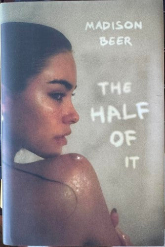 Madison Beer - The Half Of It (Hardcover)