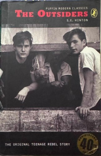 S.E. Hinton - The Outsiders (40th Anniversary Edn)