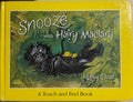 Lynley Dodd - Snooze With Hairy Maclary (Touch & Feel - Board Book) (Hardcover)