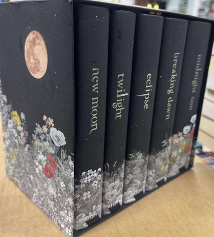 Stephanie Meyer - The Twilight Saga (Deluxe Collection) (Box Set) (Hardcover)