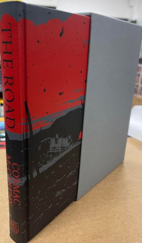 Cormac McCarthy - The Road (Hardcover)